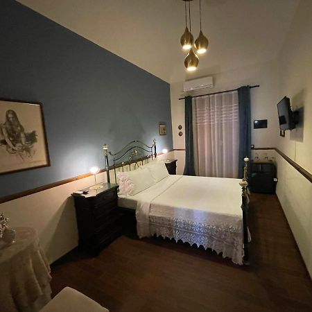 Guest House Le Ginestre Dell'Etna Belpasso Exterior photo