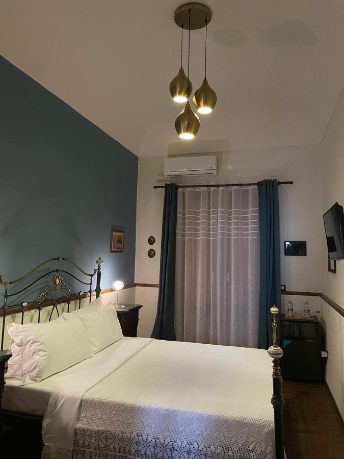 Guest House Le Ginestre Dell'Etna Belpasso Exterior photo